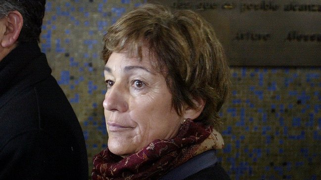 Josefa Errázuriz: La ministra se lavó las manos ante las tomas