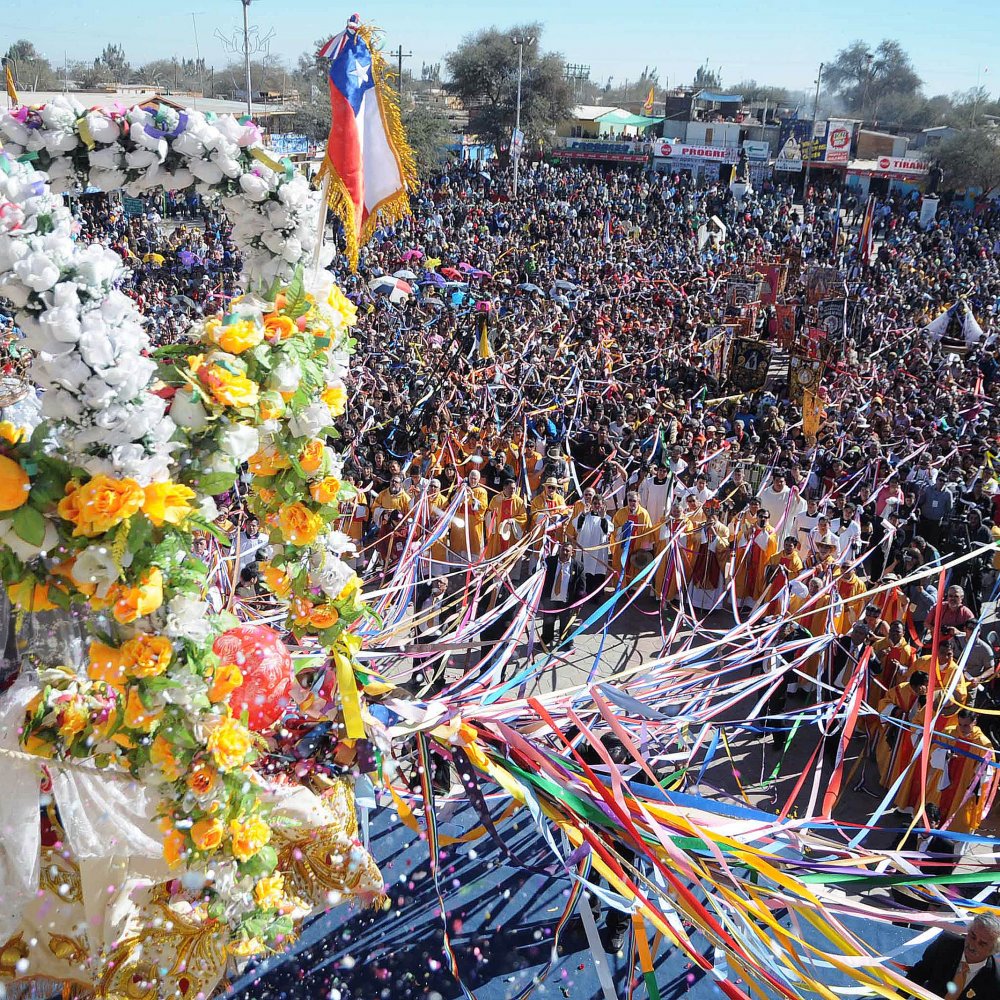 Suspensión de la fiesta de La Tirana por casos de influenza divide a expertos