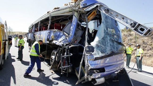 Consulado tramita repatriación de chilenos fallecidos en accidente en España