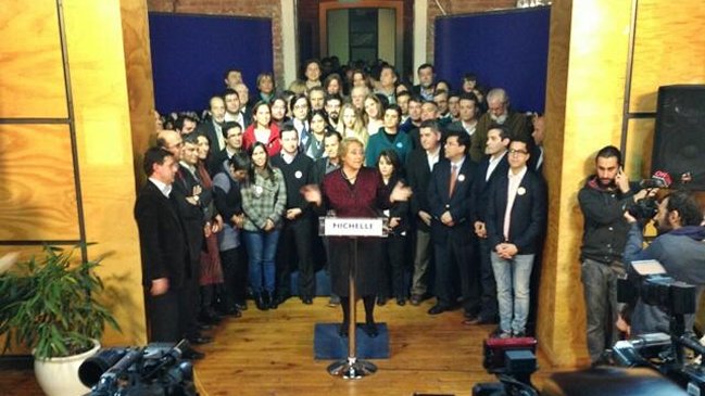 Michelle Bachelet presentó a su nuevo comando de cara a noviembre