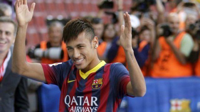 Santos reconoció que ha recibido sólo 17 millones de euros por Neymar