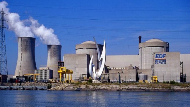 Decenas de ambientalistas se tomaron central nuclear