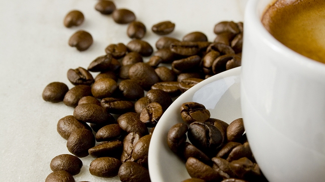 Estudio reveló las profesiones que provocan más adicción al café