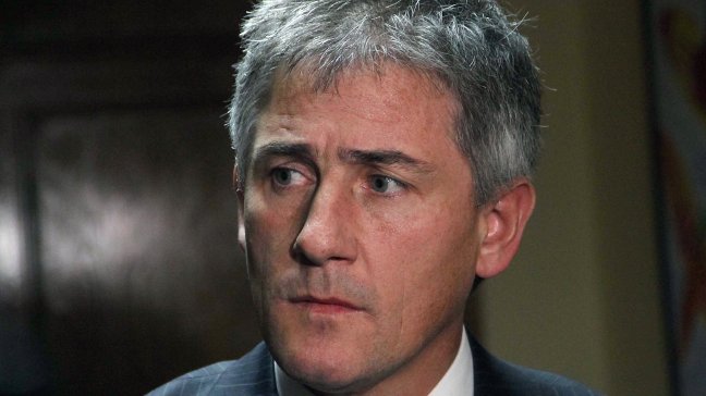 Agrupaciones exigieron renuncia del director del Sename