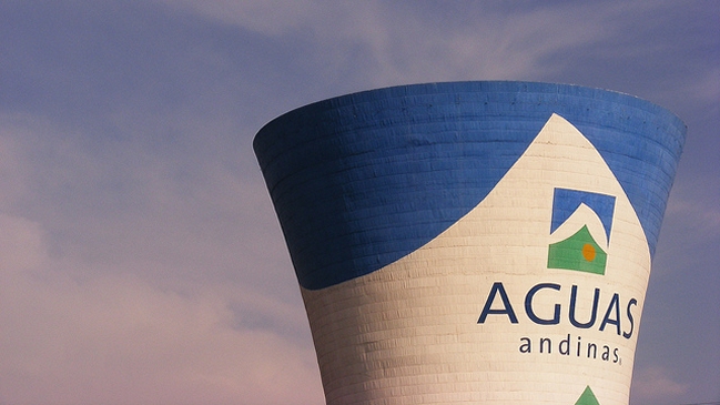 Aguas Andinas reportó robo de dos balones de gas cloro desde recinto de Til Til