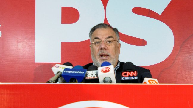 Andrade: Se impuso el veto de la UDI y la voluntad de Piñera