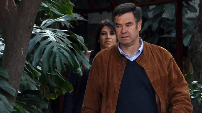 Ossandón: Si ponen a Golborne por Kast, la UDI no cree en fórmulas democráticas