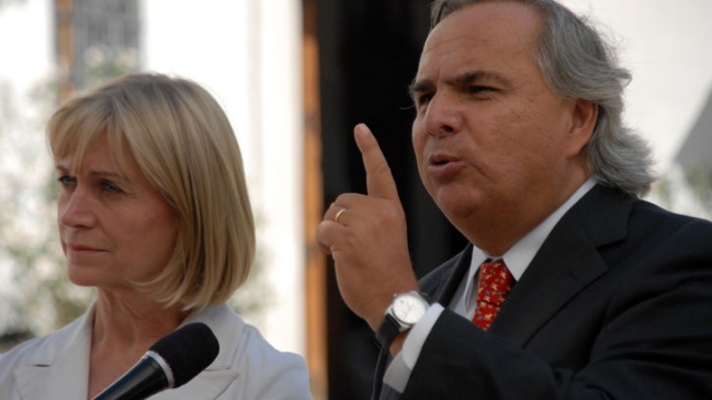 Gobierno: Carta contra Matthei refleja nerviosismo