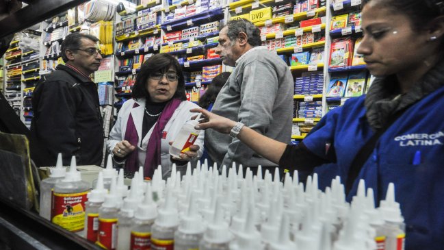 Seremi de Salud retiró 52 toneladas de silicona en Barrio Meiggs para su etiquetado