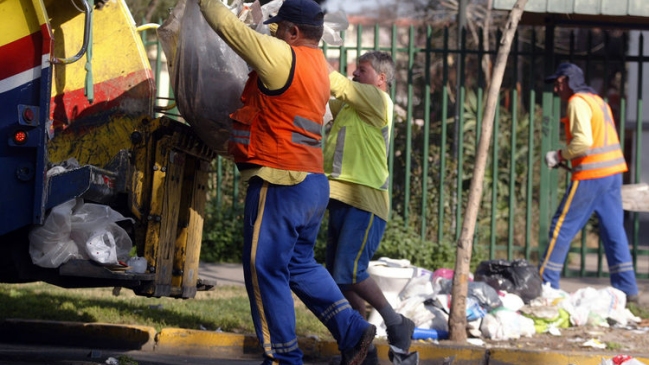 Conflicto entre Cecilia Pérez y Santiago Rebolledo por sumarios sanitarios