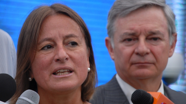 Girardi exigió renuncia de ministra Benítez tras fallo de Punta Alcalde