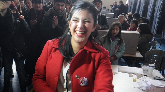 Triunfos de Cariola y Cuevas marcaron primarias de la Nueva Mayoría