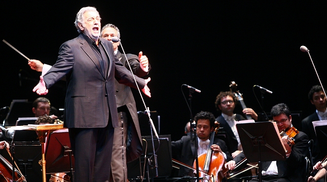 Plácido Domingo reaparecerá tras problemas de salud