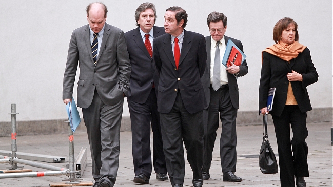 Larraín destacó disposición del Gobierno para cambiar el binominal