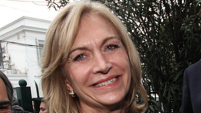 Matthei desayuna con presidentes de RN y la UDI