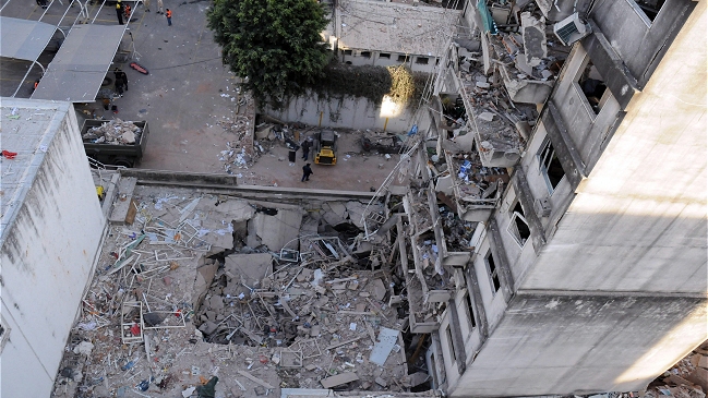 Fiscal apuntó a empresa de gas tras explosión de edificio en Rosario