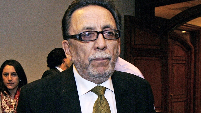 Senador PS propuso que isapres ayuden a enfrentar déficit de especialistas en regiones