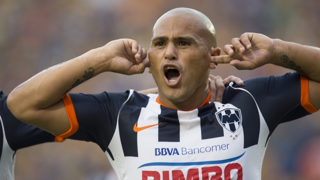 Humberto Suazo anotó en derrota de Monterrey en el torneo mexicano