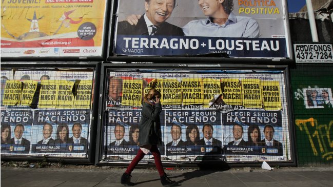 Se desarrollan elecciones primarias parlamentarias en Argentina