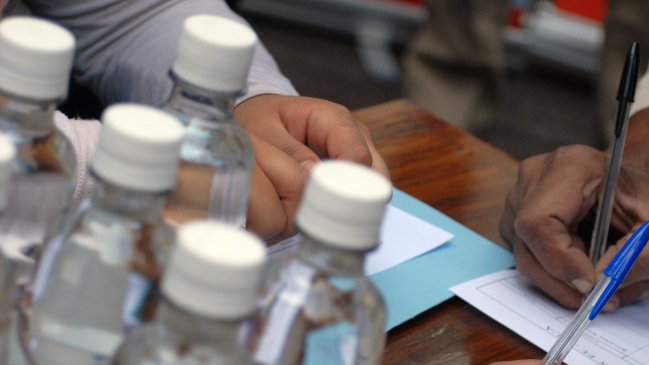 Autoridad de Salud confirmó amoniaco en botella de agua mineral tras intoxicación