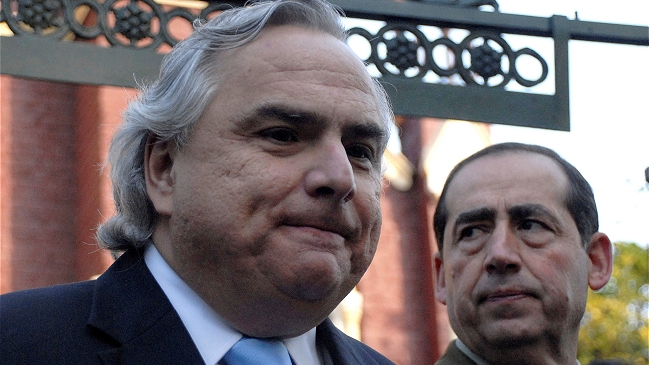 Chadwick suspendió reunión con Golborne y Zalaquett en La Moneda