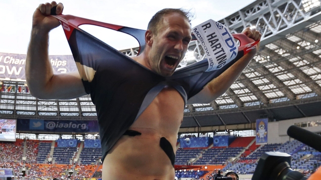 Robert Harting consiguió la triple corona en lanzamiento del disco