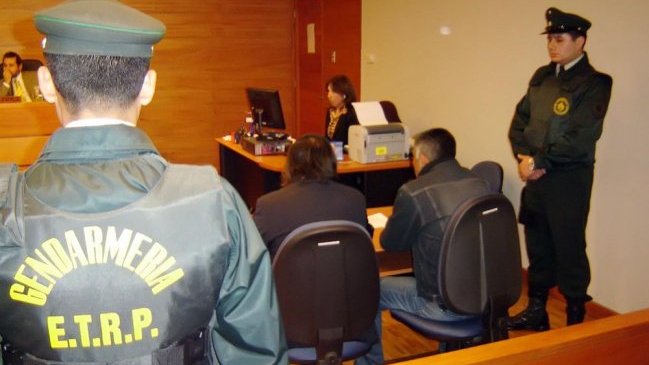 Condenan a 20 años de cárcel a auxiliar por violación de menores en Rancagua