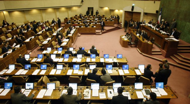 Reajuste al salario mínimo se vota en el Congreso