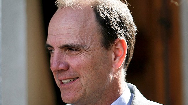 Monckeberg rechazó cita Parisi-Zalaquett: Es como si me juntara con Bachelet