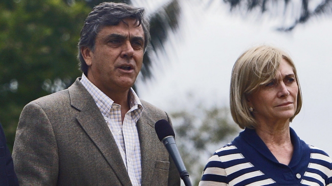 Longueira conversó con Matthei y le entregó 