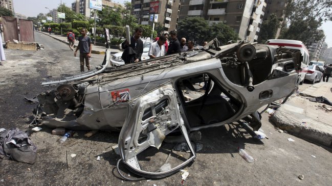 Al menos 24 policías muertos en un ataque armado en el Sinaí egipcio