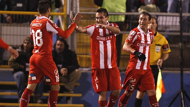 La UC derrotó categóricamente a Emelec y sacó ventaja en la Copa Sudamericana