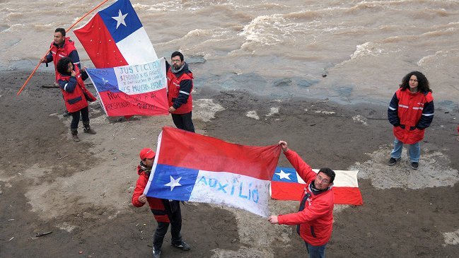Huelga en Correos supera las dos semanas y empresa defiende 