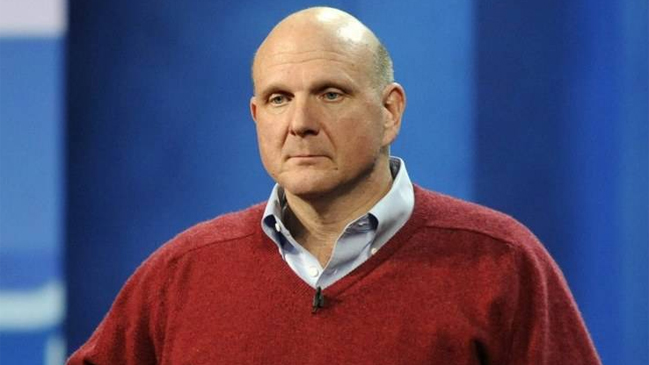 Microsoft anunció el retiro de su consejero delegado en 2014