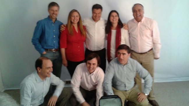 Sólo Marcela Sabat faltó a foto con Ossandón