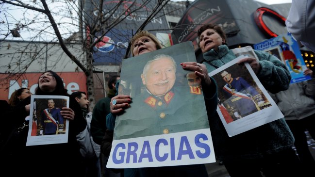 Pinochetistas llamaron a combatir en tribunales 
