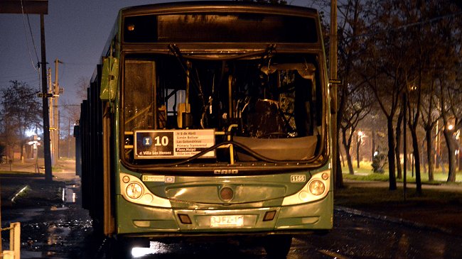 Dirigente de Villa Francia cree que quema de buses 