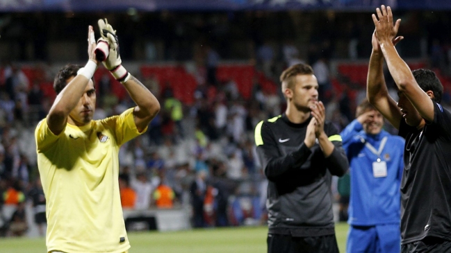 Claudio Bravo y Real Sociedad buscan su paso a la fase grupal de la Liga de Campeones