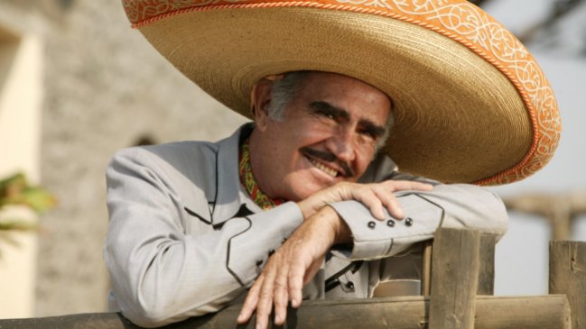 Vicente Fernández está hospitalizado tras sufrir una trombosis pulmonar