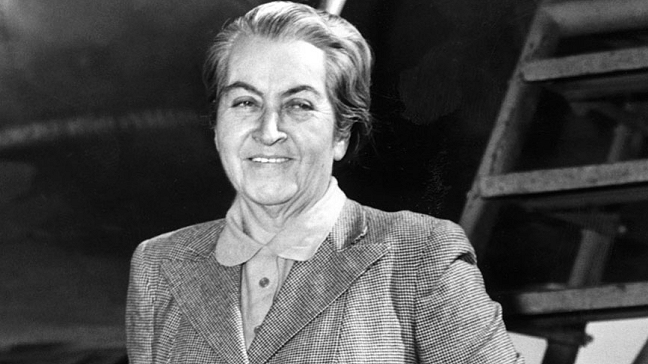 Poemas inéditos de Gabriela Mistral salen a la luz
