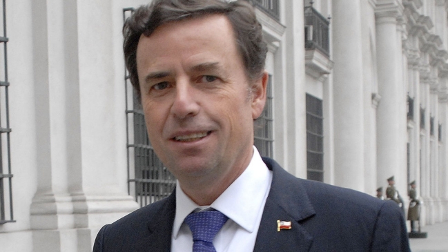 Ministro Pérez inició visita oficial en EE.UU. para tratar temas de reconstrucción