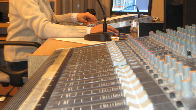 Avanza proyecto de ley busca legislar sobre el Día del Trabajador Radial