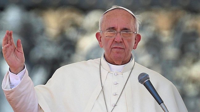 Vaticano negó llamada telefónica del papa Francisco a Bachar al Asad