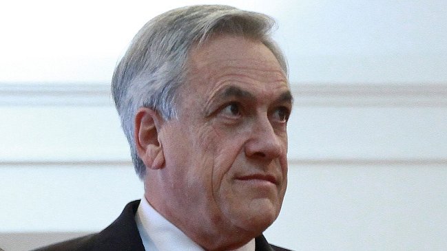 Piden a Piñera individualizar a la prensa cómplice de la dictadura