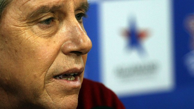 Espina: Las violaciones a los DD.HH. en el gobierno de Pinochet son inaceptables