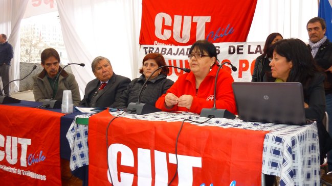 Colegio de Matronas pidió perdón por su rol en dictadura