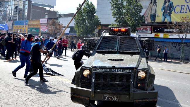Incidentes marcaron final de la marcha al Cementerio General