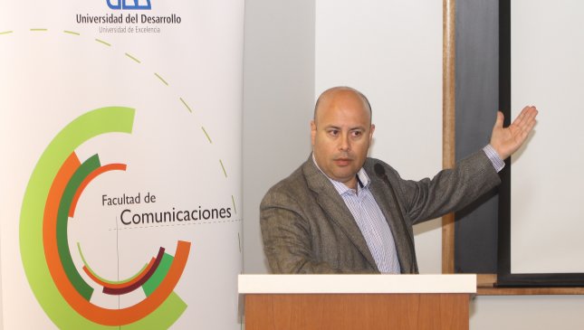 Chilescopio: Los chilenos son orgullosos pero críticos del país