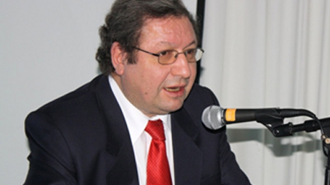 Ascanio Cavallo ingresó a la Academia Chilena de La Lengua