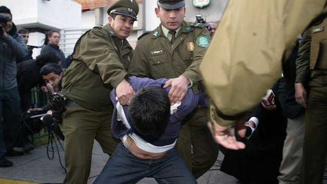 Carabineros detuvo a tres menores de edad tras un asalto en Vitacura